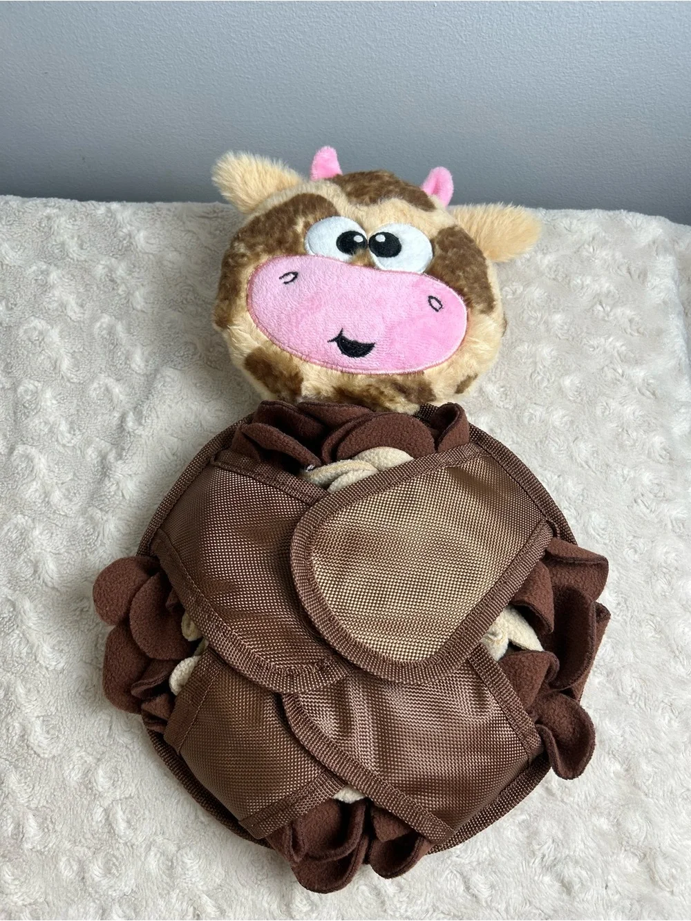 Outward Hound Snuffle Palz Cow Plush Stuffed Puzzle Dog Toy Brown Tan